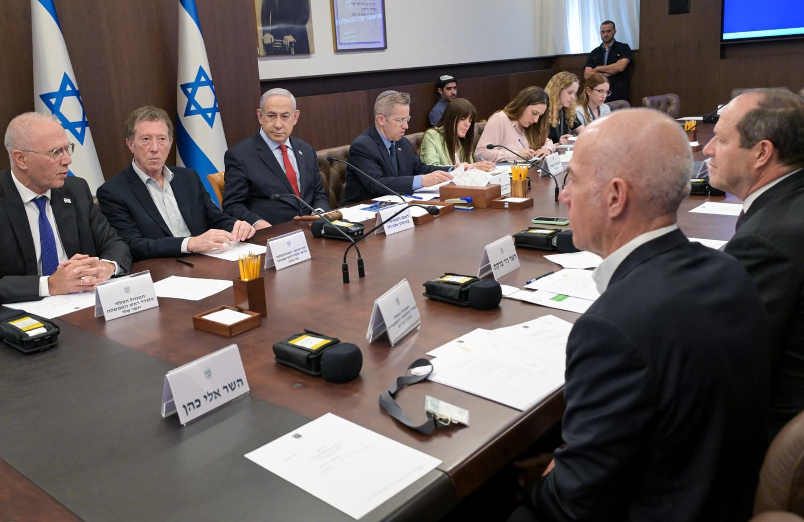 Le comité de lutte contre le coût de la vie fait progresser la réforme &#8221;Ce qui est bon pour l&#8217;Europe est bon pour Israël&#8221;