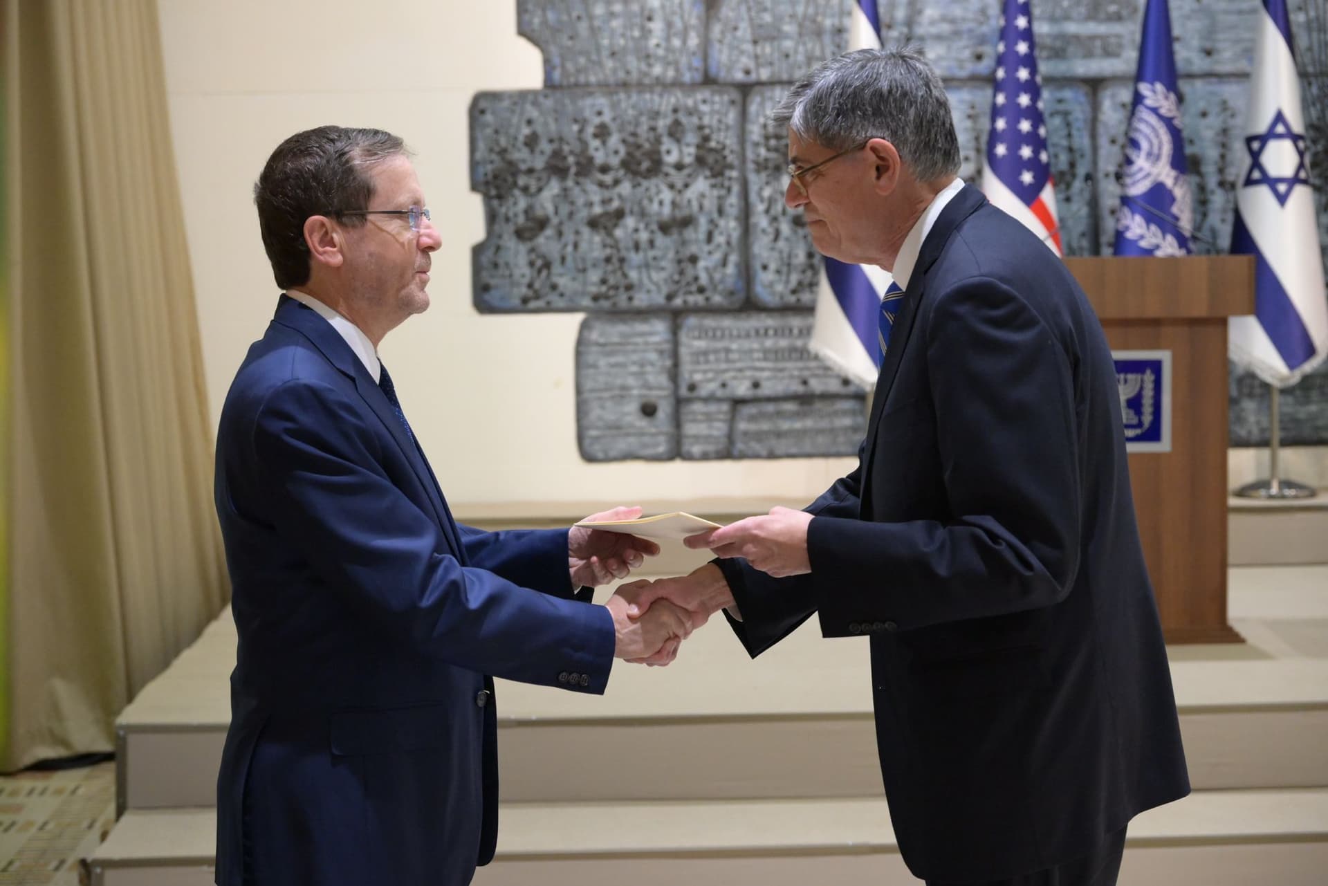 Jack Lew, le nouvel ambassadeur américain, a présenté ses lettres de créance au Président Herzog