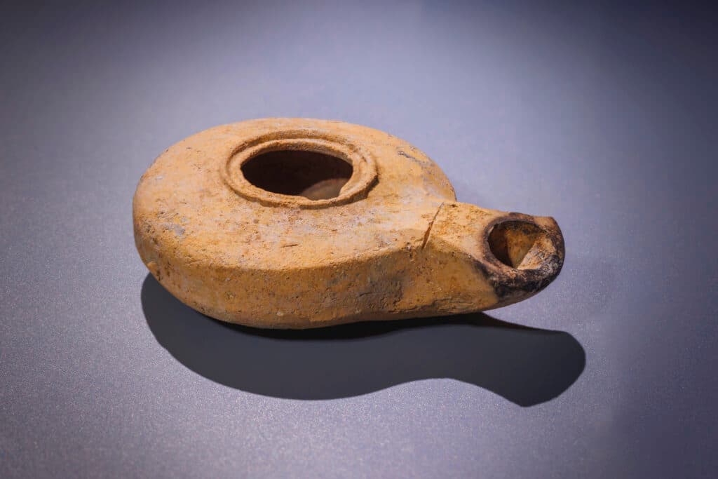 Nouvelles découvertes dans un canal de drainage vieux de 2000 ans à Jérusalem, datant de l’époque du second Temple