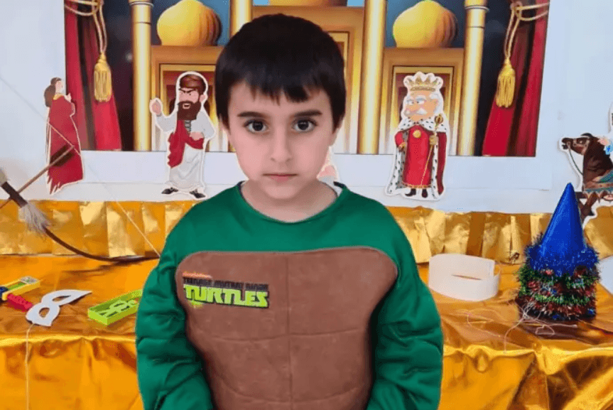 Ahmad Tibi utilise la photo du petit Ido Avigal, z’l, pour accuser Tsahal de crimes de guerre