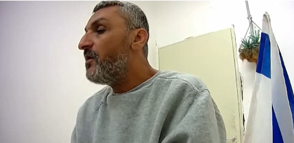 “Si ça ne te plait pas, je mets la bombe entre toi et ta femme”: les menaces du Hamas aux civils de Gaza