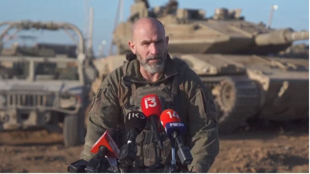 Le commandant de la seule division que se trouve encore dans Gaza lance un message aux dirigeants politiques