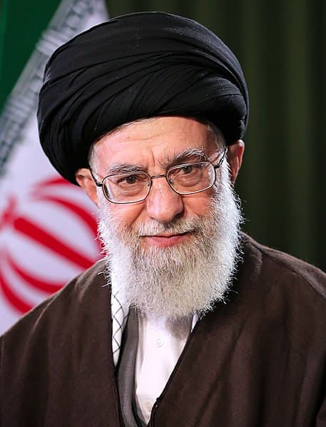 Ali Khamenei: ”La chute d’Assad était un plan israélo-américain”