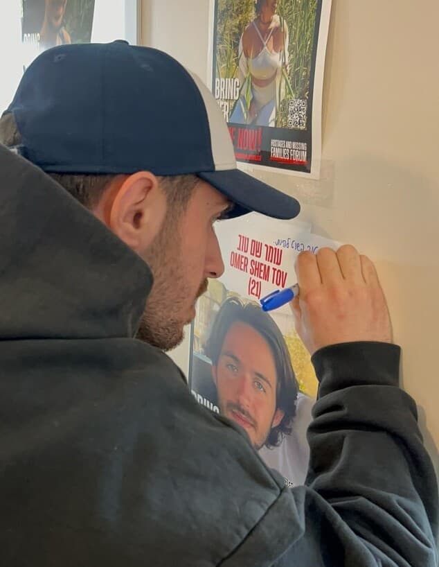 Des ex-otages rencontrent à Washington les activistes mobilisés pour leur libération