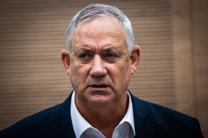 Gantz propose à Netanyahou de créer une équipe de travail commune
