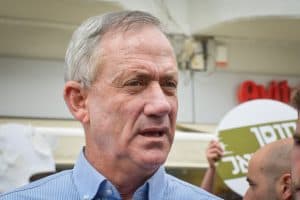 Elections: tentatives d'union générale à gauche