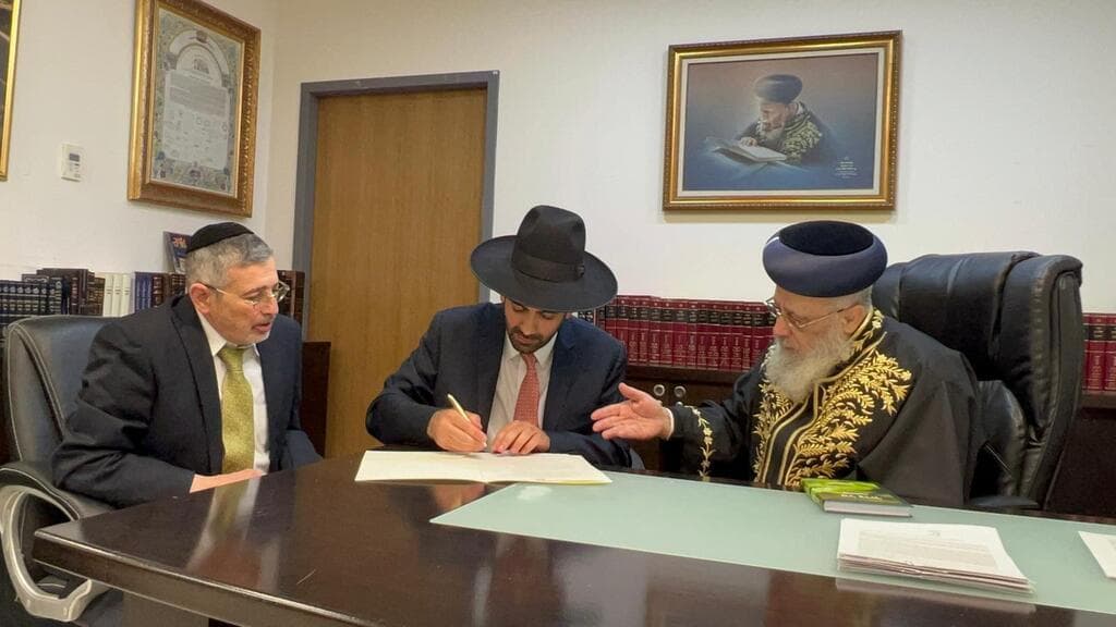 La première décision du nouveau ministre des Cultes