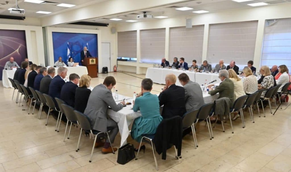 Benny Gantz exclut de livrer des armes à l’Ukraine