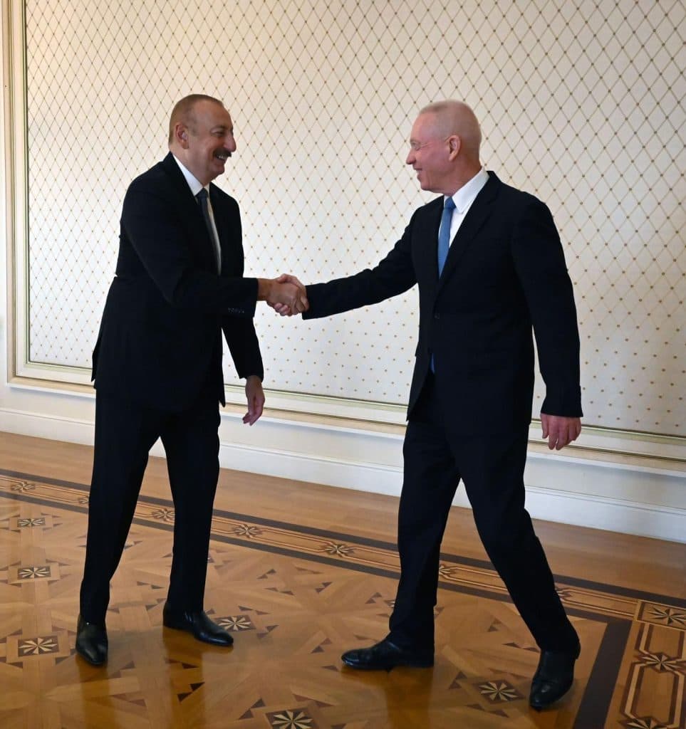 Yoav Gallant en visite officielle en Azerbaïdjan