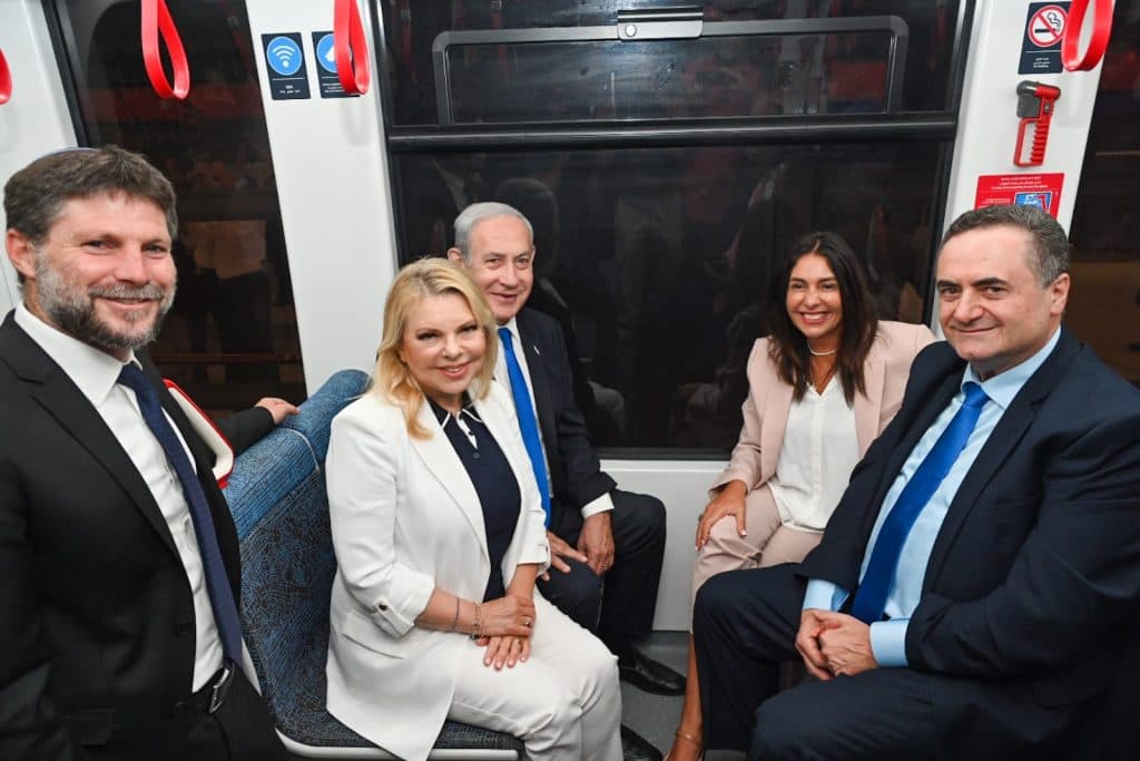 Inauguration de la ligne de tramway de Tel Aviv