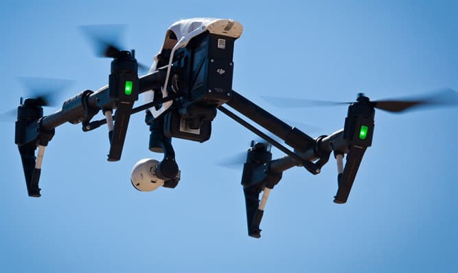 Un drone multirotor du Hezbollah abattu en Israël