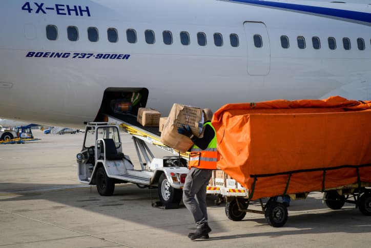 Israël envoie un nouveau convoi d’aide humanitaire pour l’Ukraine