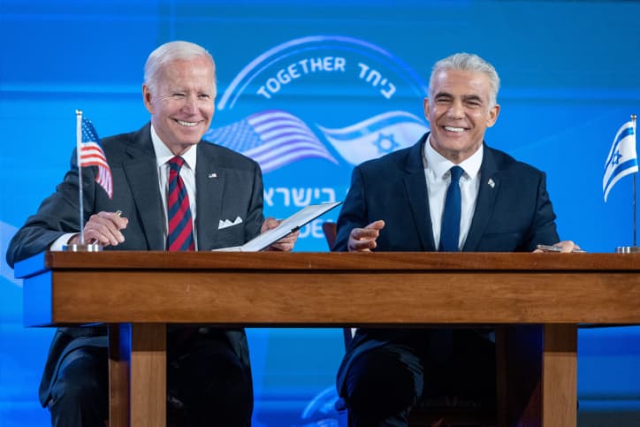 Biden à Lapid: »Vous écrivez une page de l’histoire »