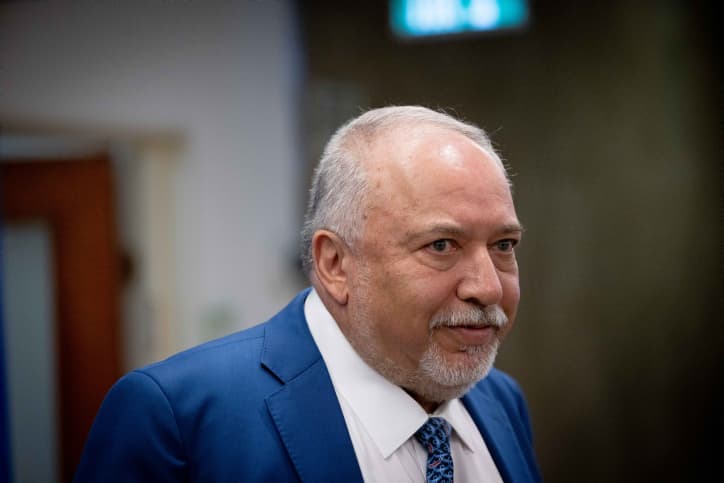 Liberman compare Netanyahou à Goebbels et Staline