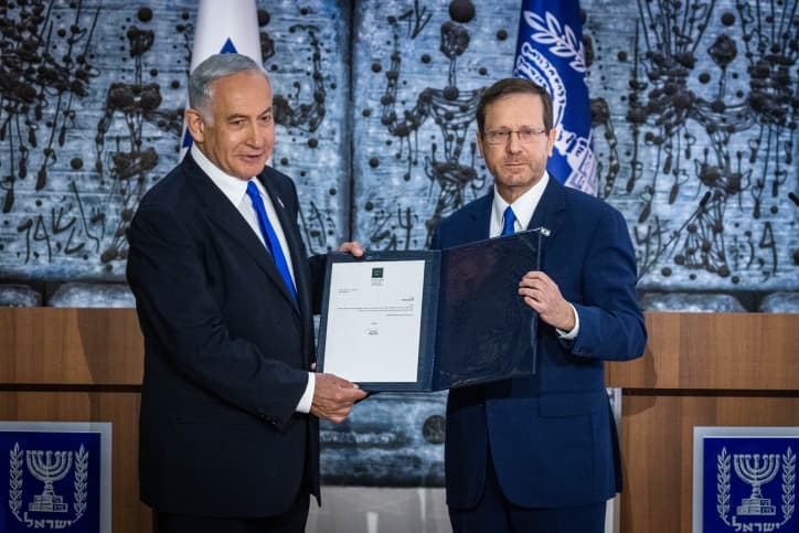 Netanyahou a officiellement reçu le mandat pour former pour le prochain gouvernement