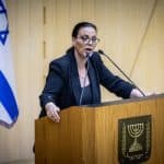 Avi Maoz renonce au budget de son administration pour le verser aux personnes déplacées