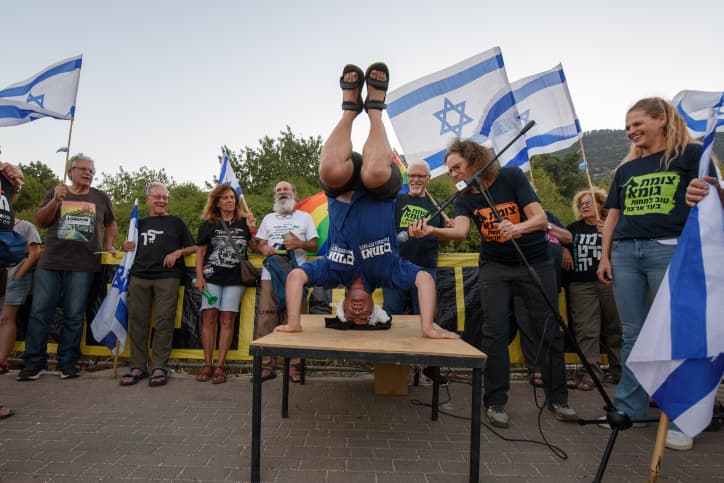 La statue de Ben Gourion sur la tayelet de Tel Aviv a été incendiée