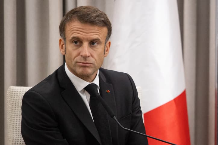 Gallant contre Macron: ”Nous ne participerons à aucun forum sur la situation dans le nord dans lequel la France prendra part”