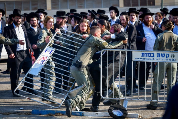 Sur fond de guerre et de conscription des orthodoxes: l’enrôlement d’août 2024 a commencé