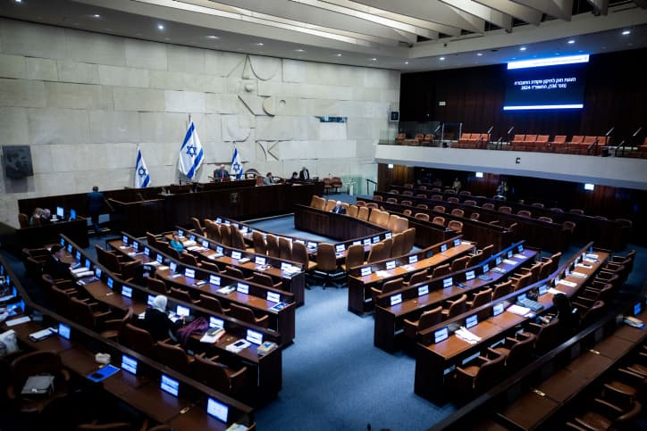 La Knesset adopte la loi sur l’expulsion des familles des terroristes
