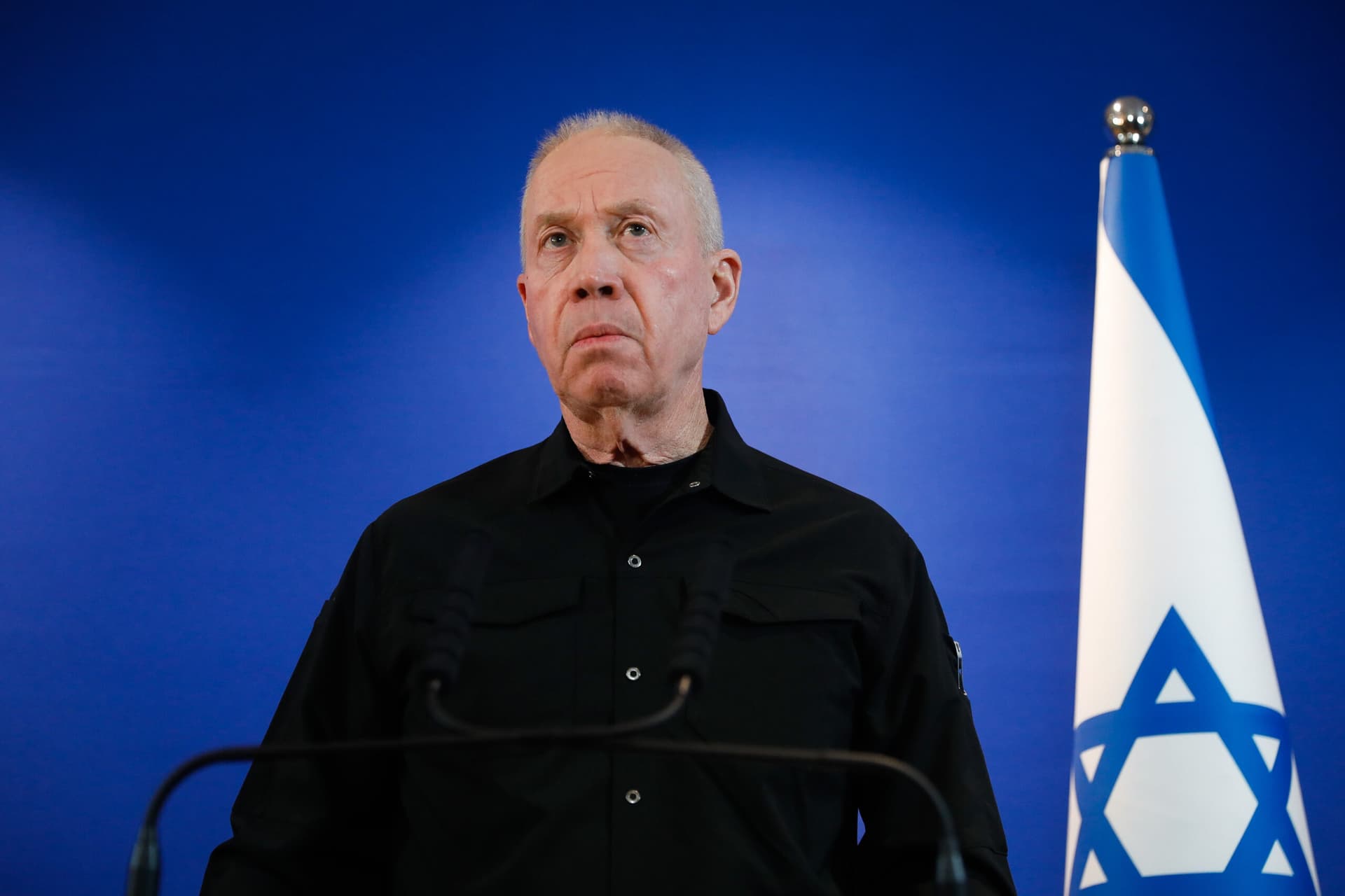 Gallant contre le gouvernement