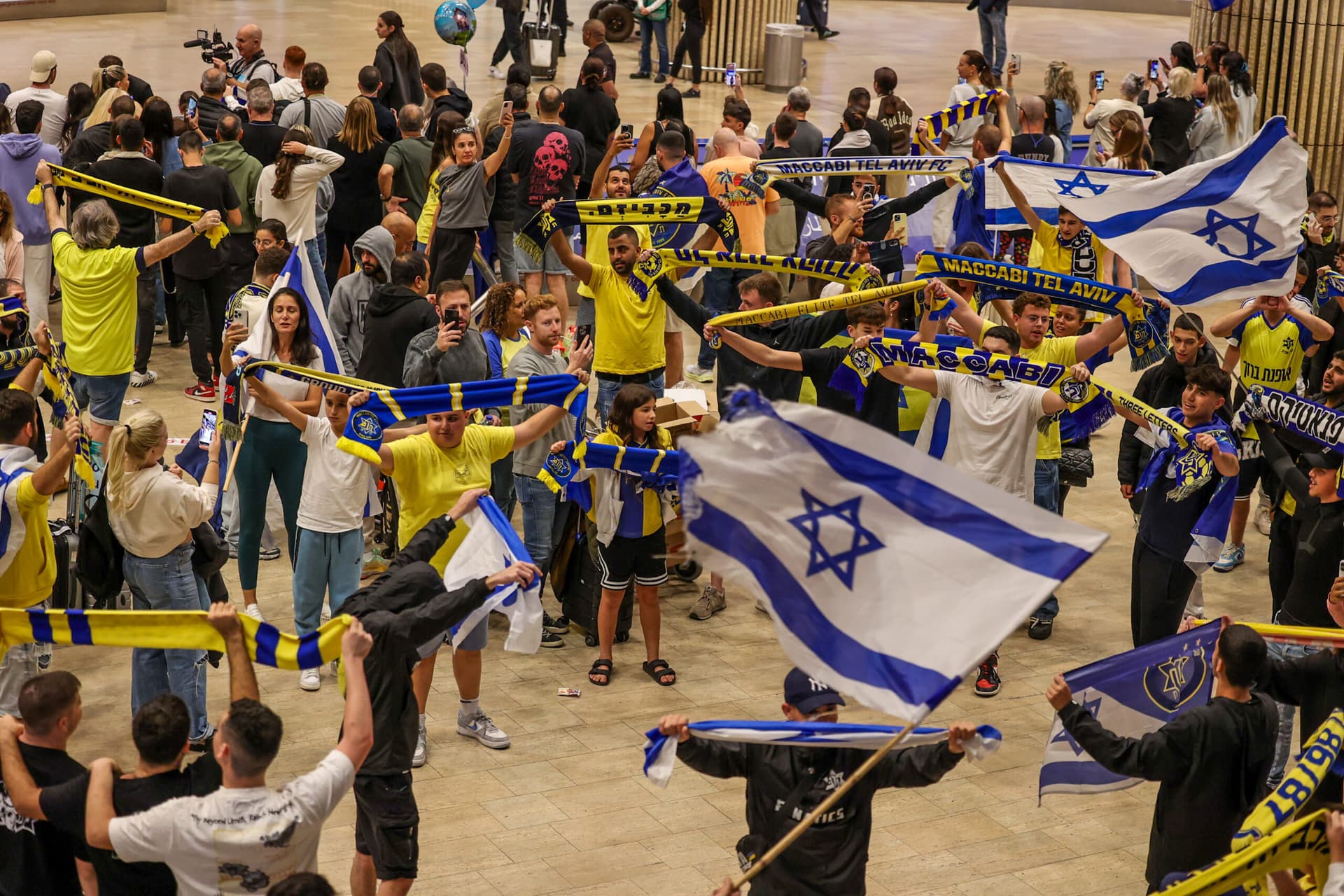Violences d’Amsterdam après le match Ajax-Maccabi Tel Aviv : enquête ouverte contre neuf supporters israéliens