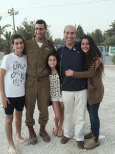 Adi Abofol, Arabe, Israélien, officier et business man