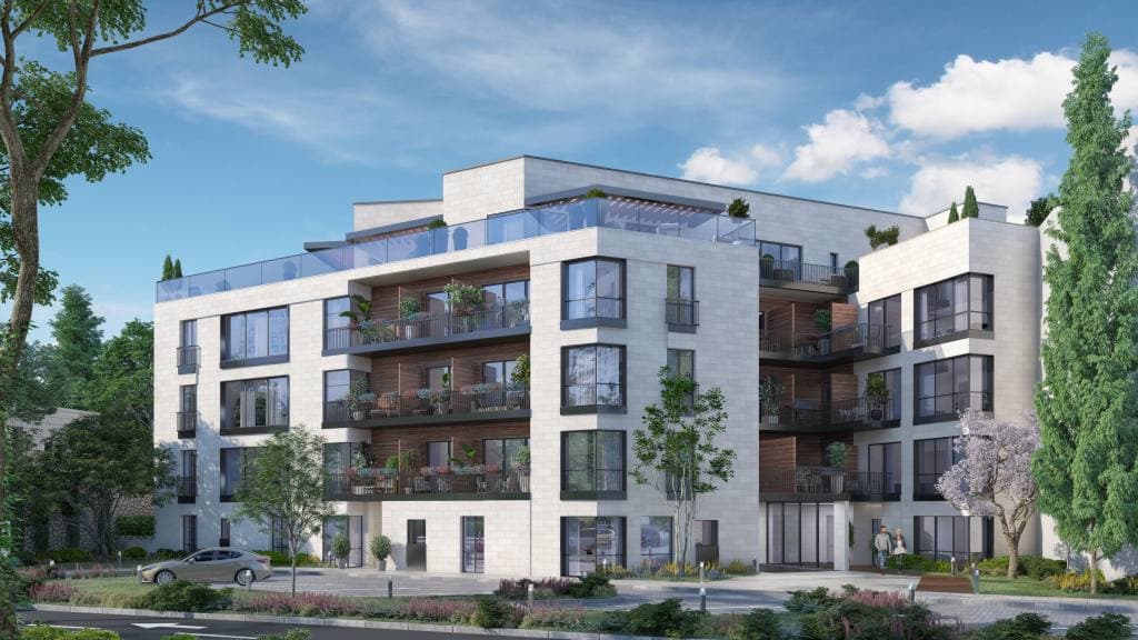 Le promoteur immobilier Shuki Sharon dirige un nouveau projet résidentiel dans le quartier de Nahlaot à Jérusalem