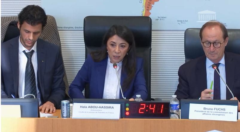 Manuels scolaires, salaires aux terroristes: Caroline Yadan interroge la représentante de l’Autorité palestinienne en France