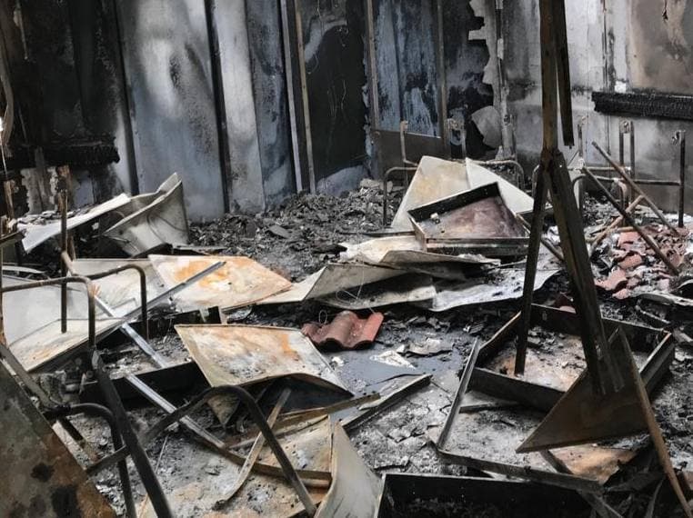 Incendie à Neveh Shalom : l'hypocrisie de la gauche atteint de nouveaux sommets