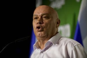 Réflexion gouvernementale pour annuler les allocations aux familles de terroristes