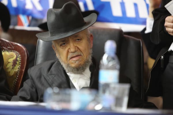 Le rav Mazouz apporte son soutien à Betzalel Smotritch