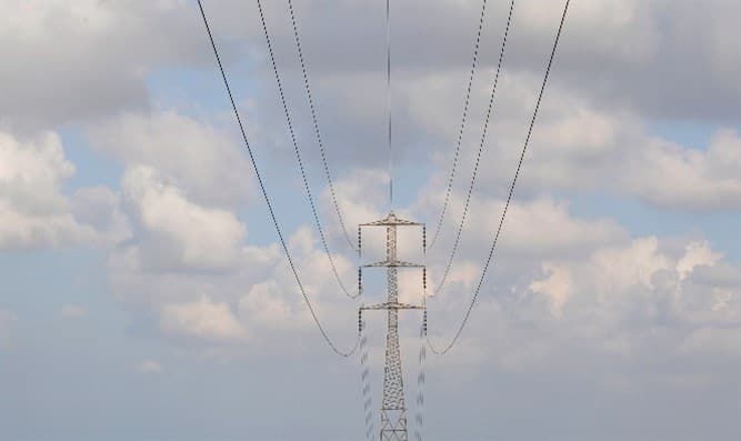 Des lignes électriques de la Bande de Gaza réhabilitées pour être reliées au réseau israélien