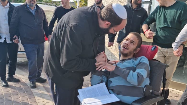 A 25 ans, avec un handicap cérébral, Ouri Shahor est devenu le plus jeune Rav d’Israël