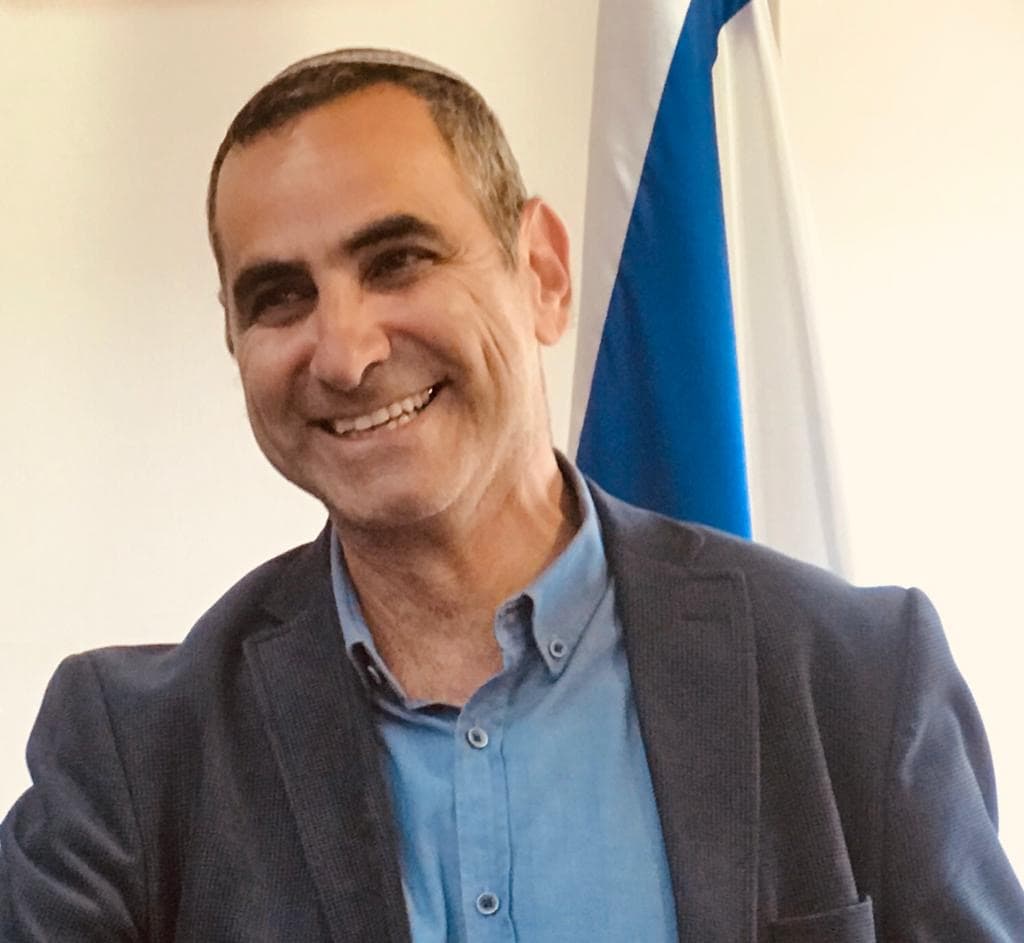 Ombres et lumière, par Avraham Azoulay